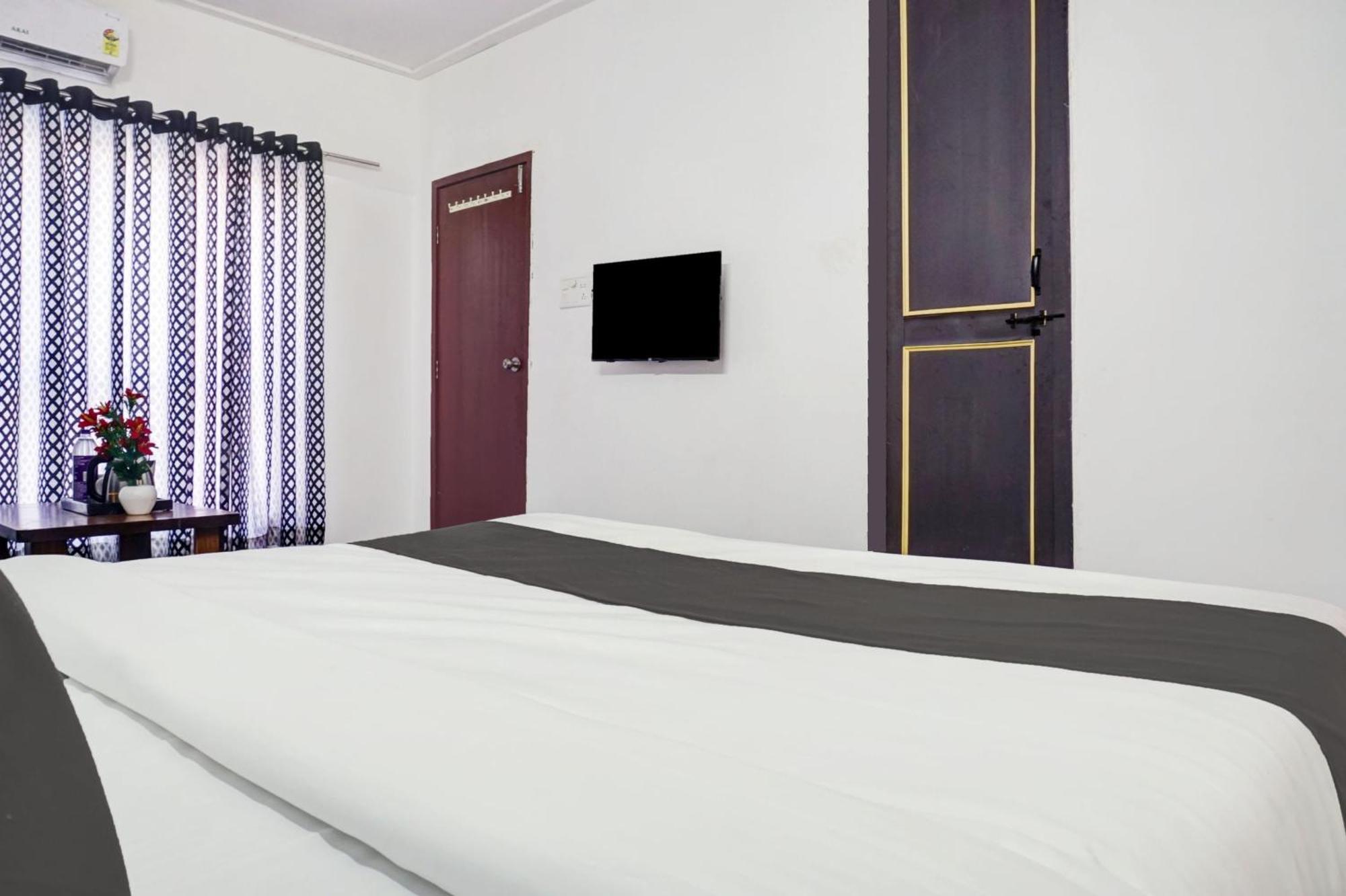 Hotel O Nisarg Villa Пюн Екстериор снимка