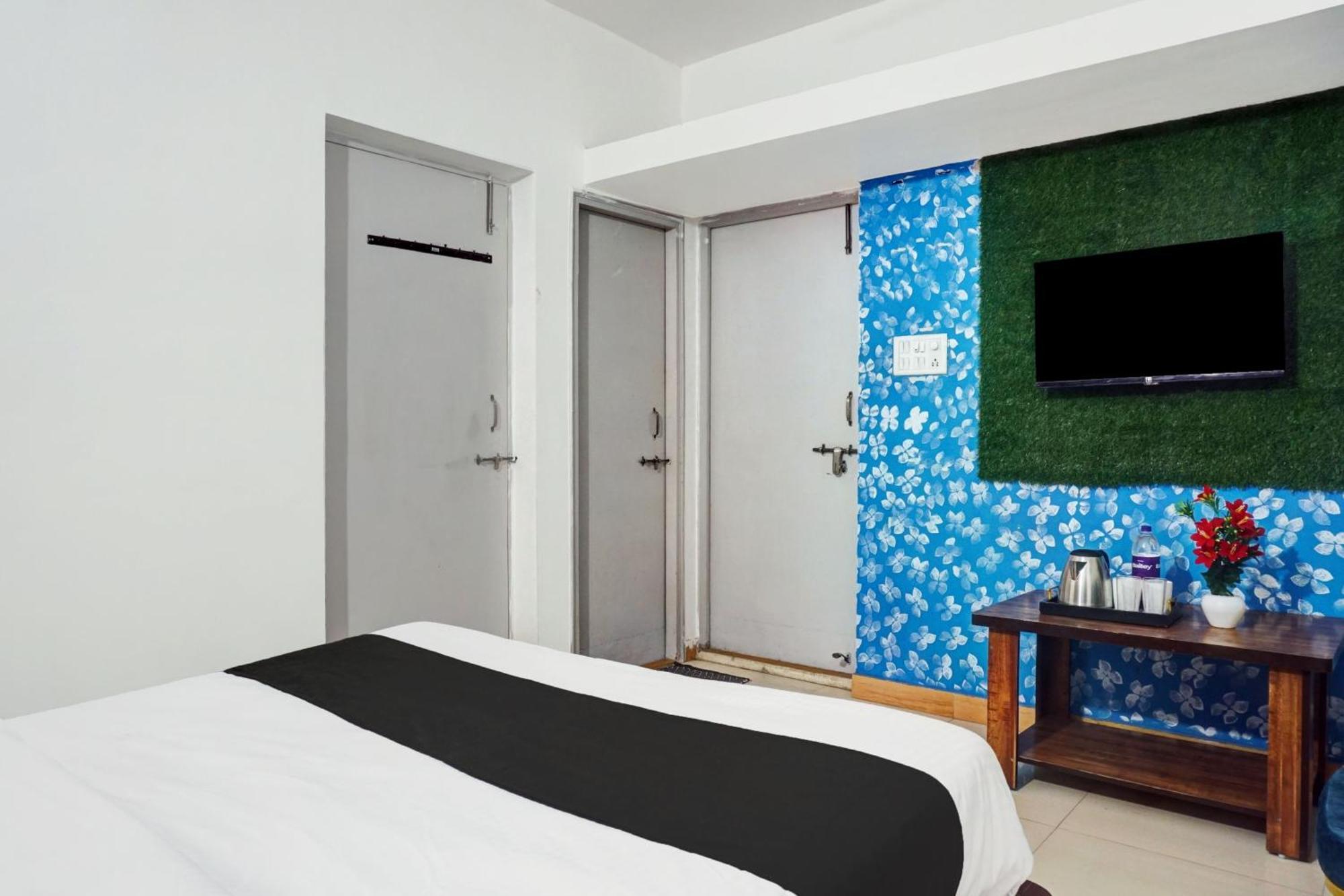 Hotel O Nisarg Villa Пюн Екстериор снимка