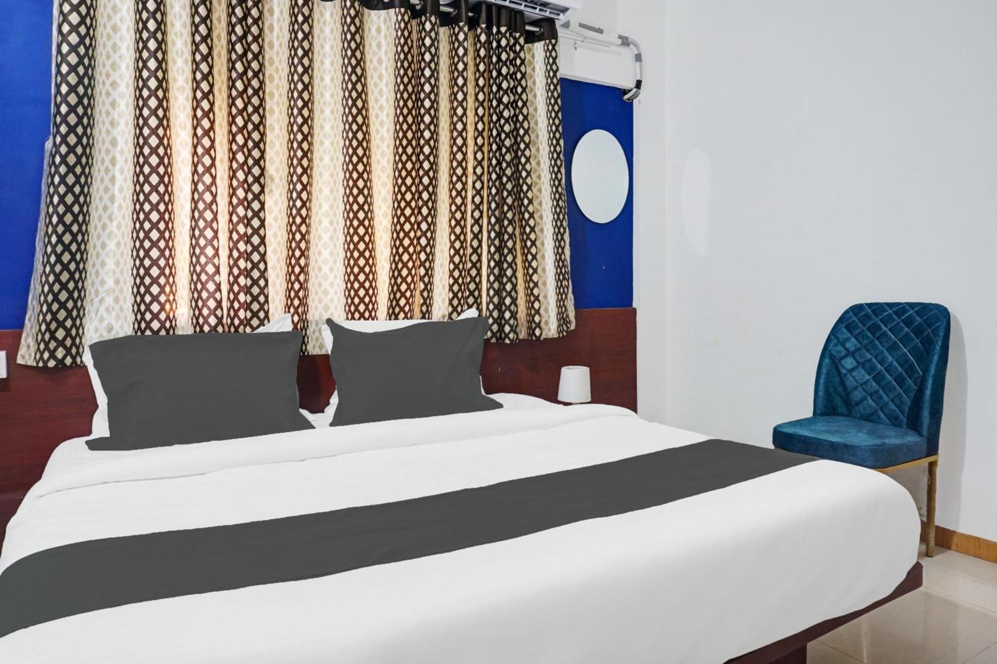 Hotel O Nisarg Villa Пюн Екстериор снимка