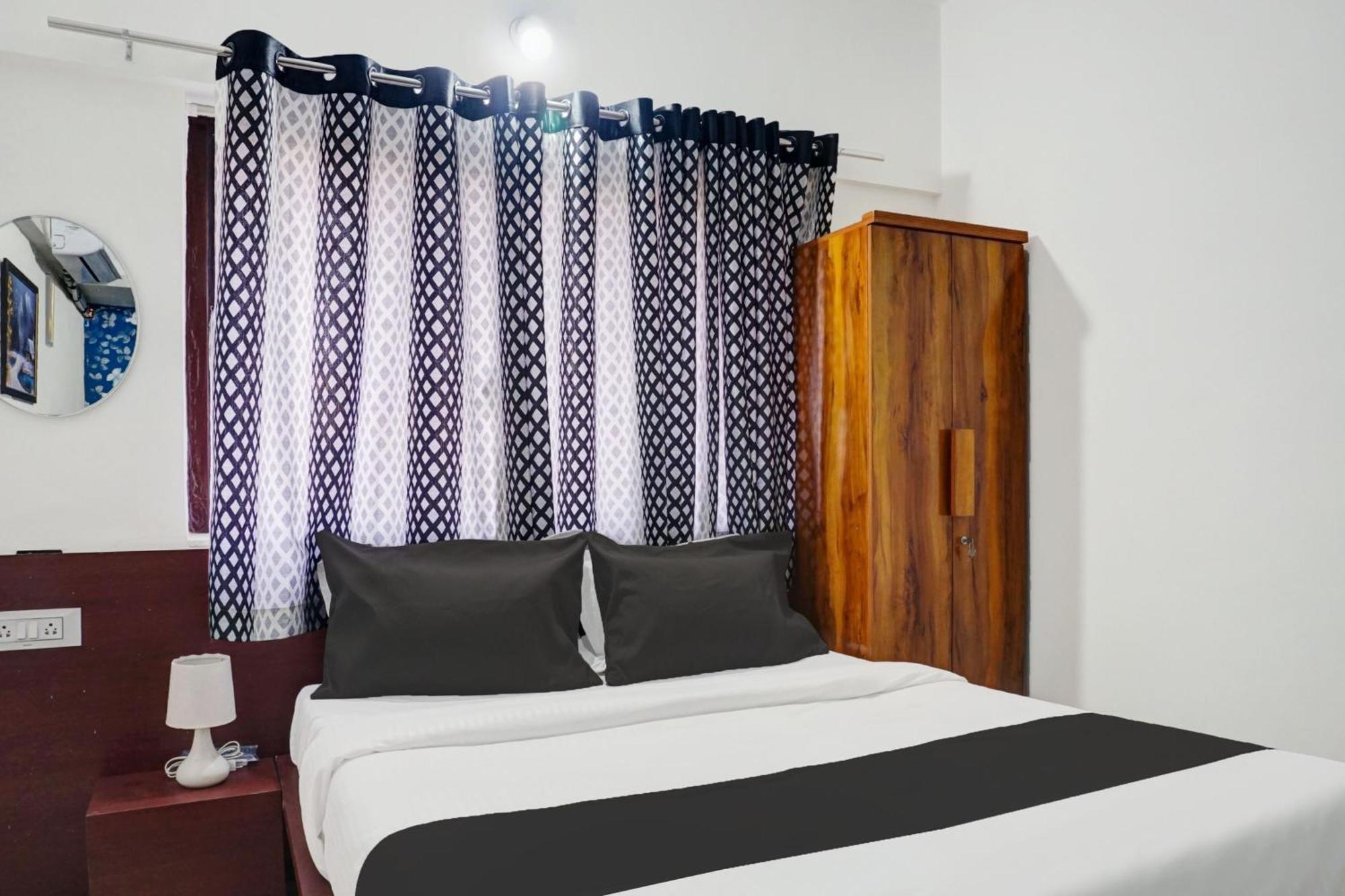 Hotel O Nisarg Villa Пюн Екстериор снимка